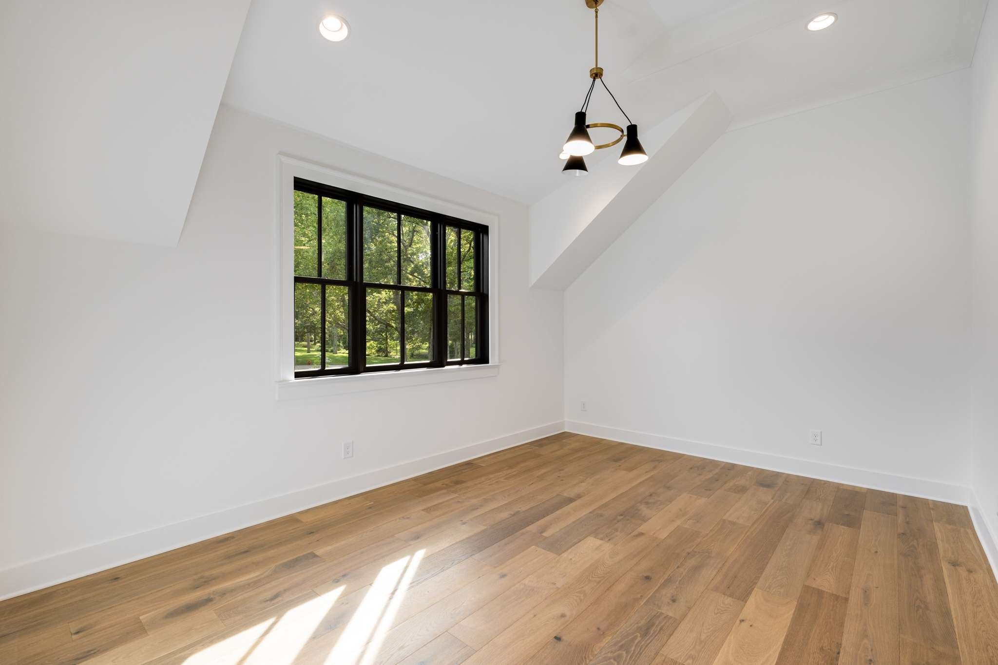 4308 Beekman Dr