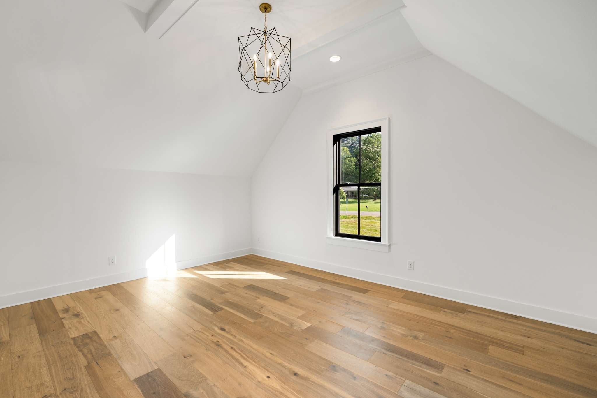 4308 Beekman Dr