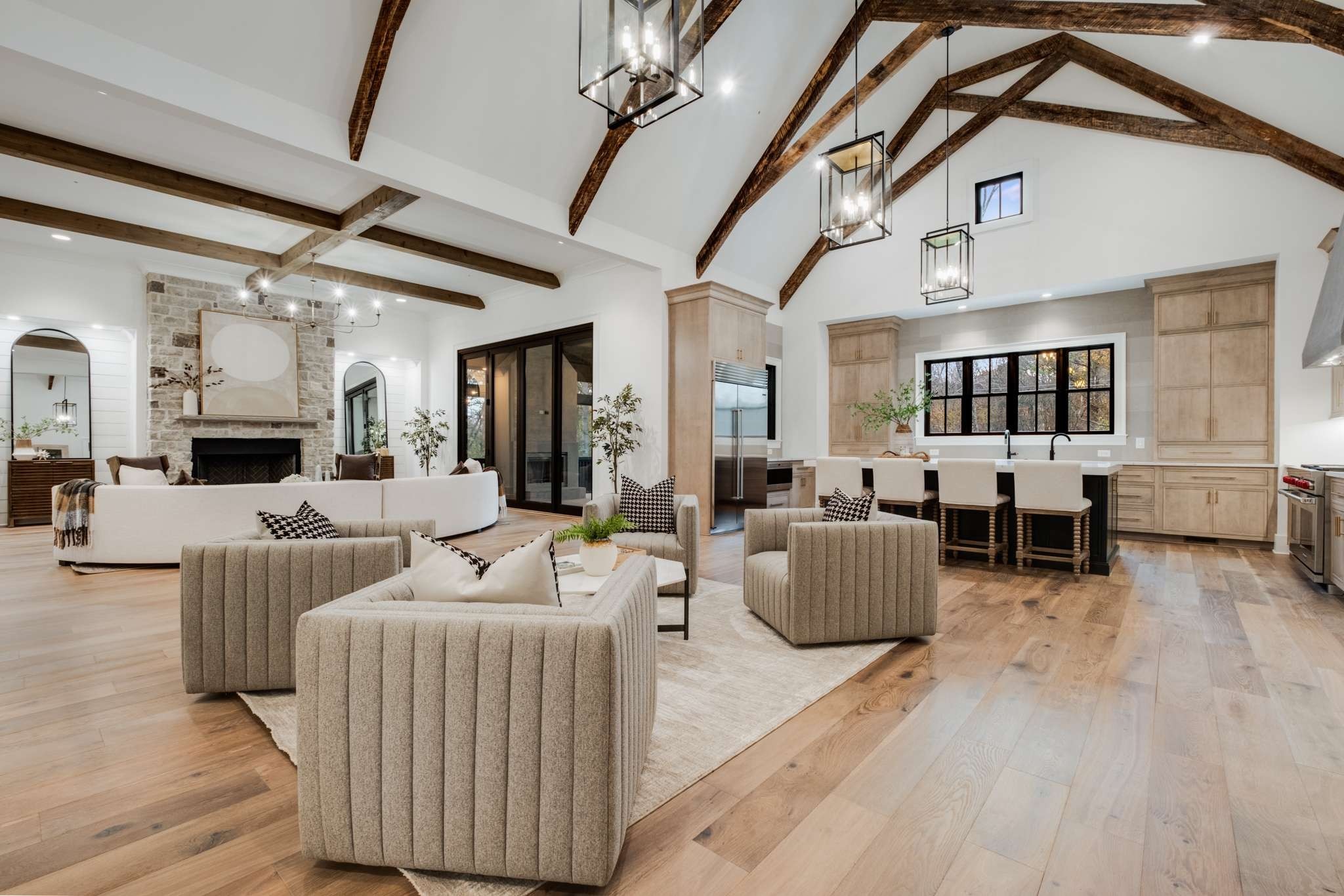 4308 Beekman Dr