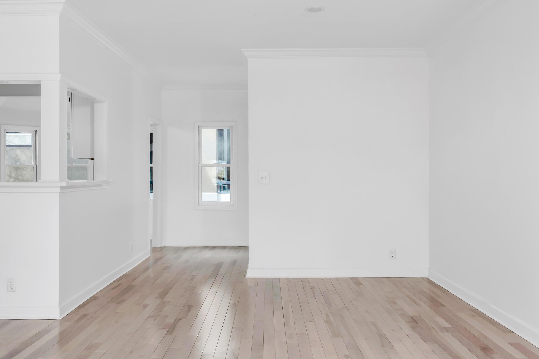 3818 W End Ave Unit: 201