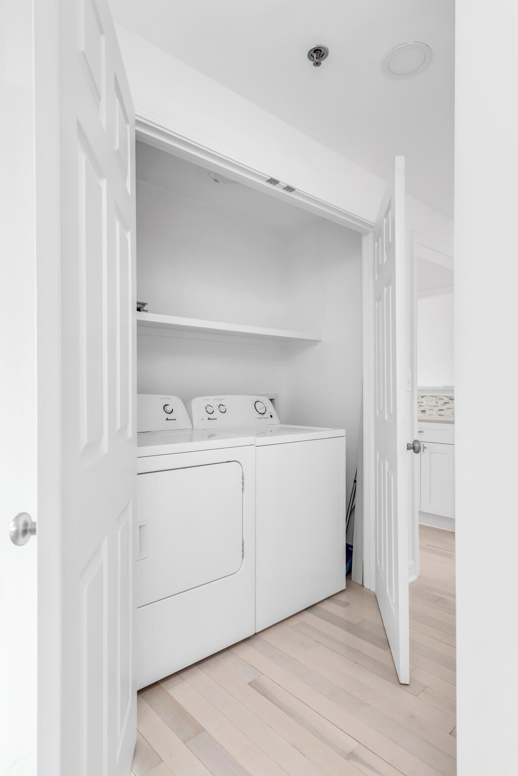 3818 W End Ave Unit: 201
