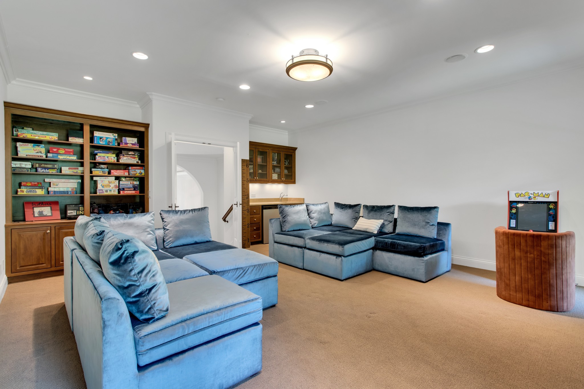 756 Darden Pl