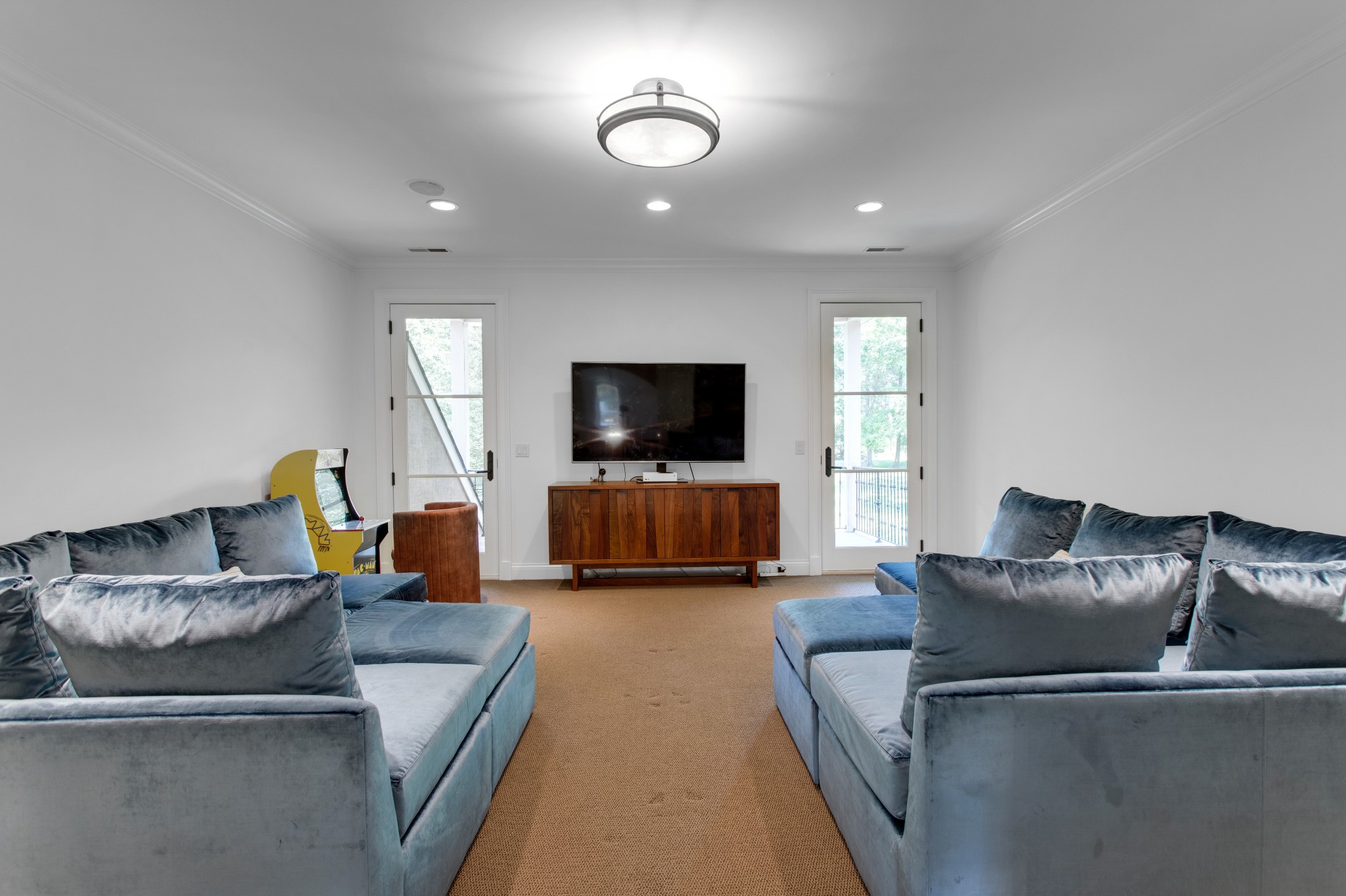 756 Darden Pl