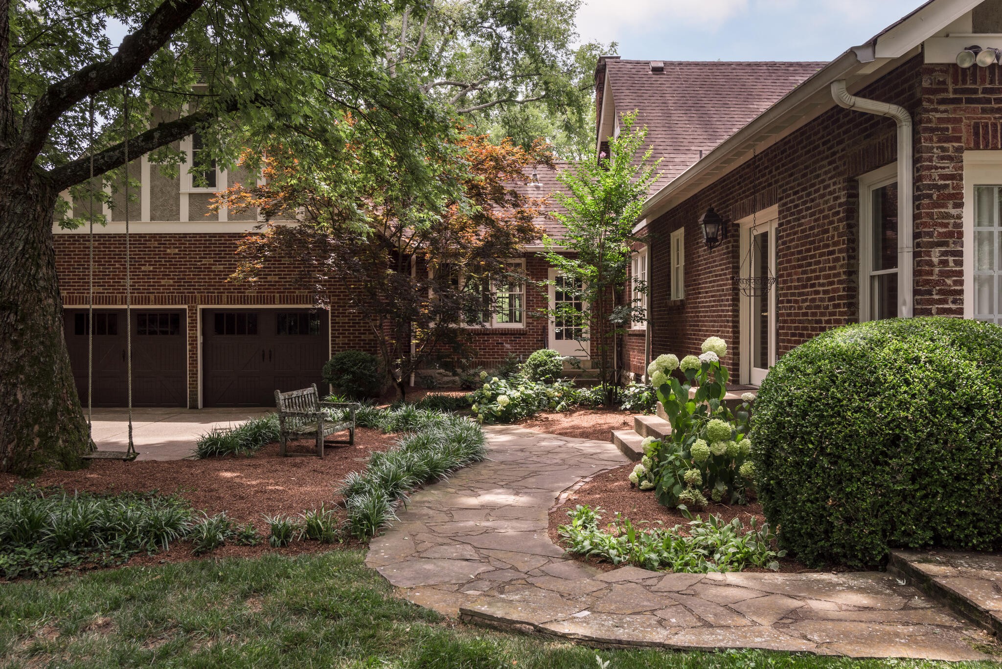 270 Harding Pl
