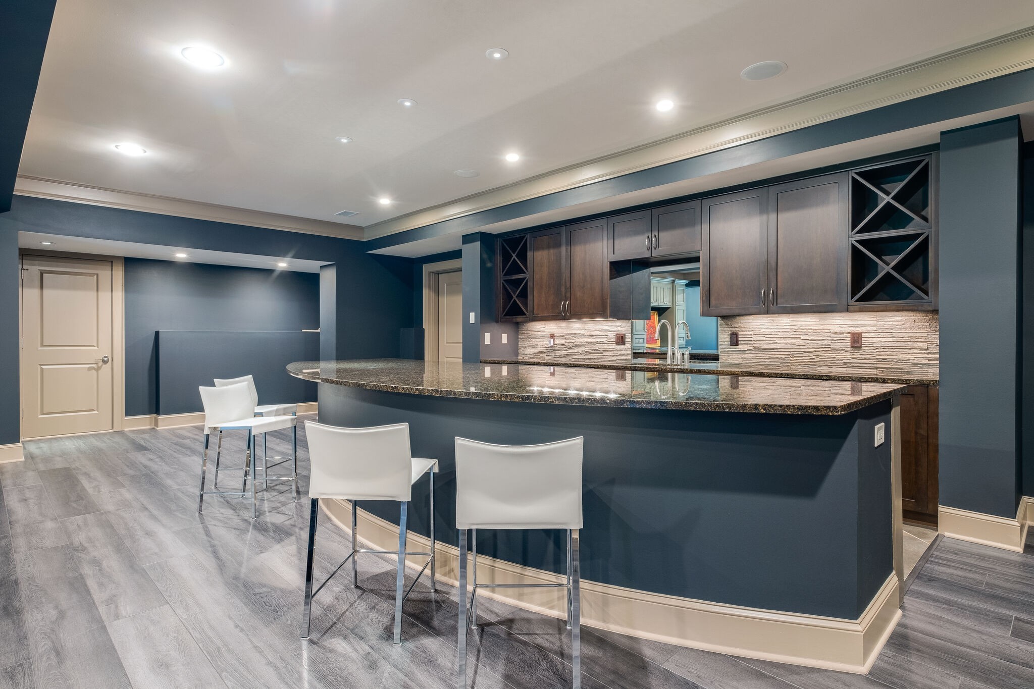 6261 Hillsboro Pike
