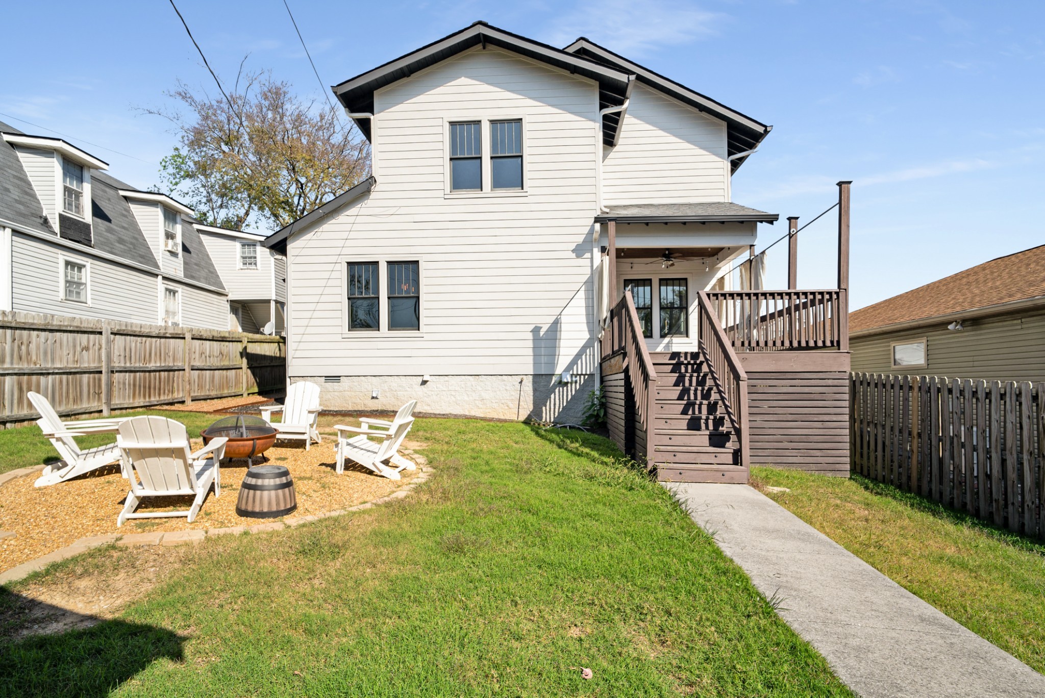 1109 W Grove Ave