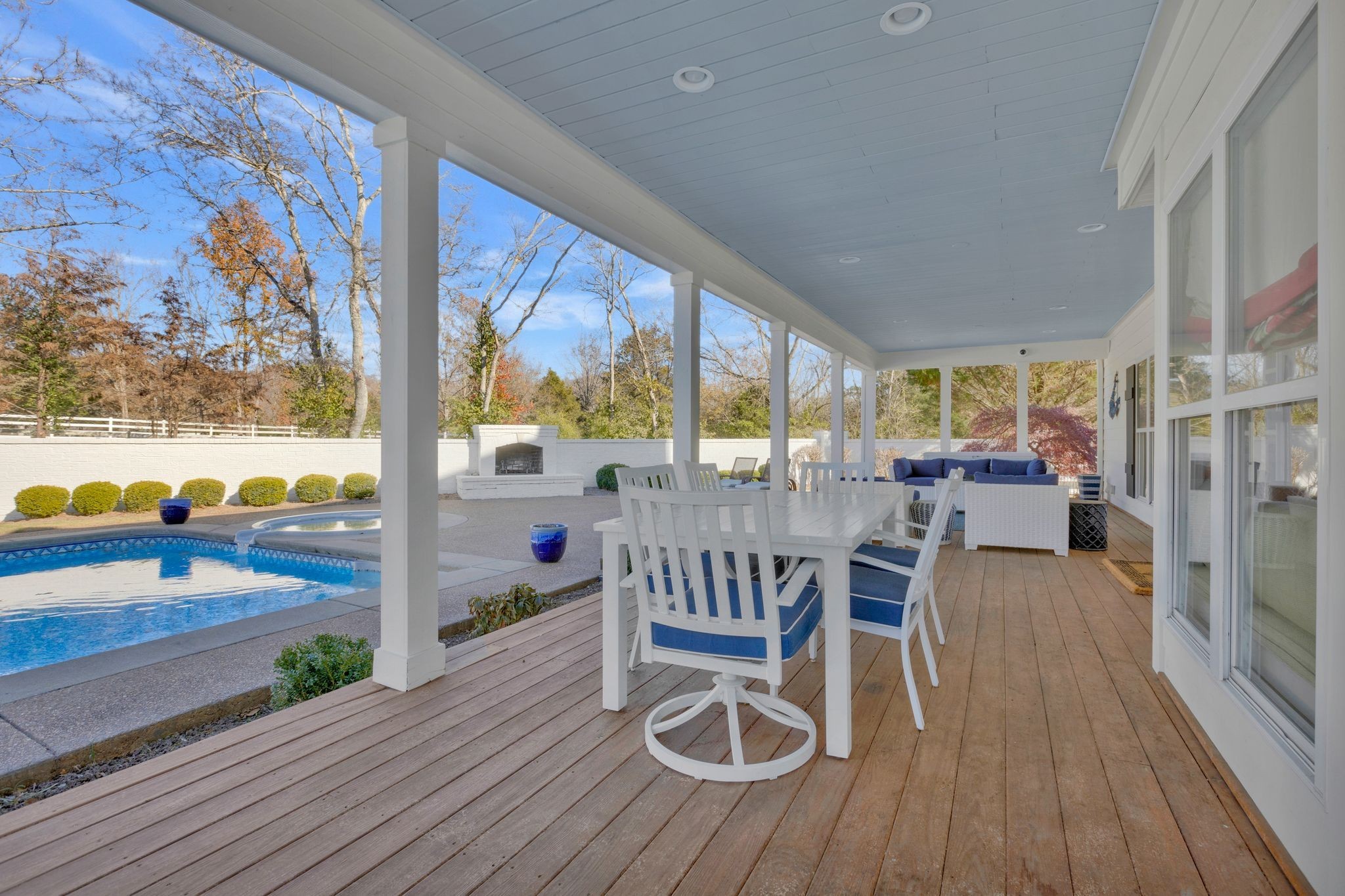 210 Green Rd