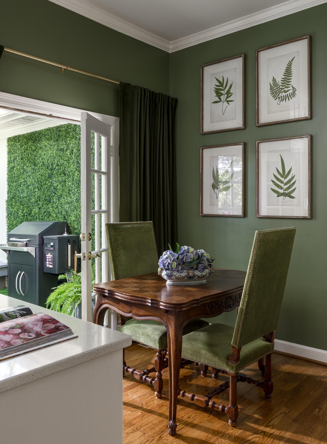 216 Chestnut Hill Dr