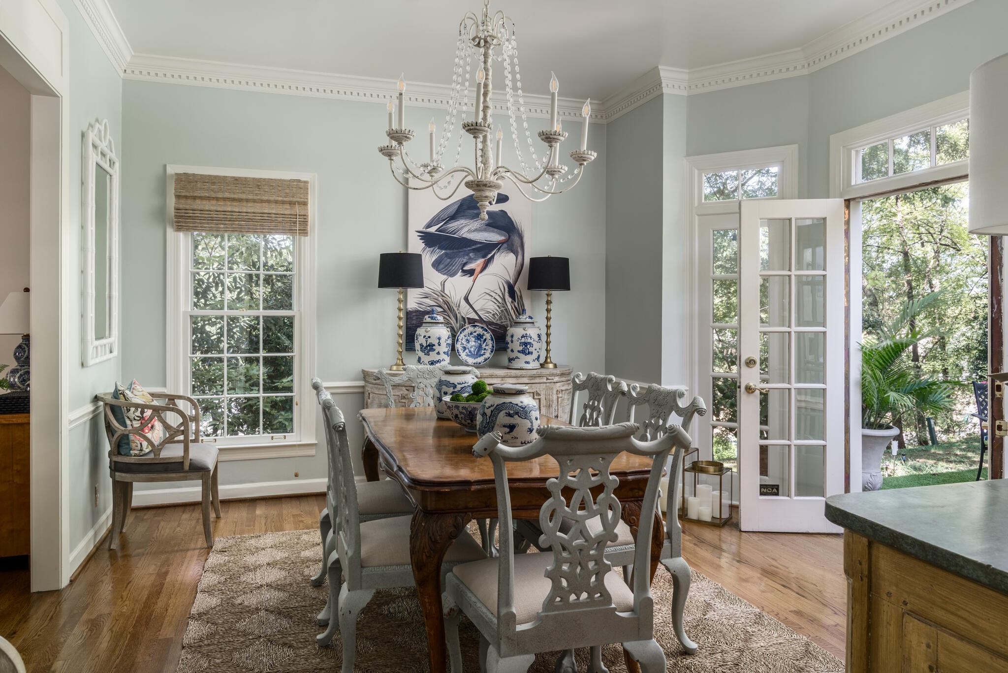 216 Chestnut Hill Dr