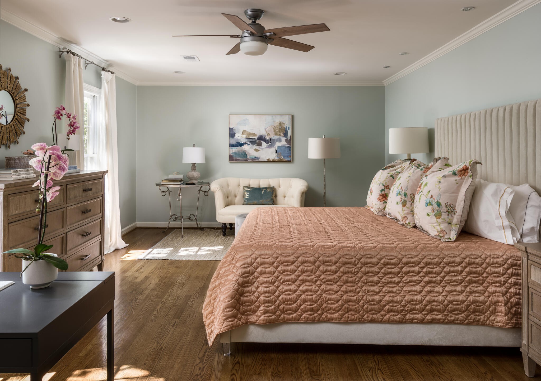 216 Chestnut Hill Dr