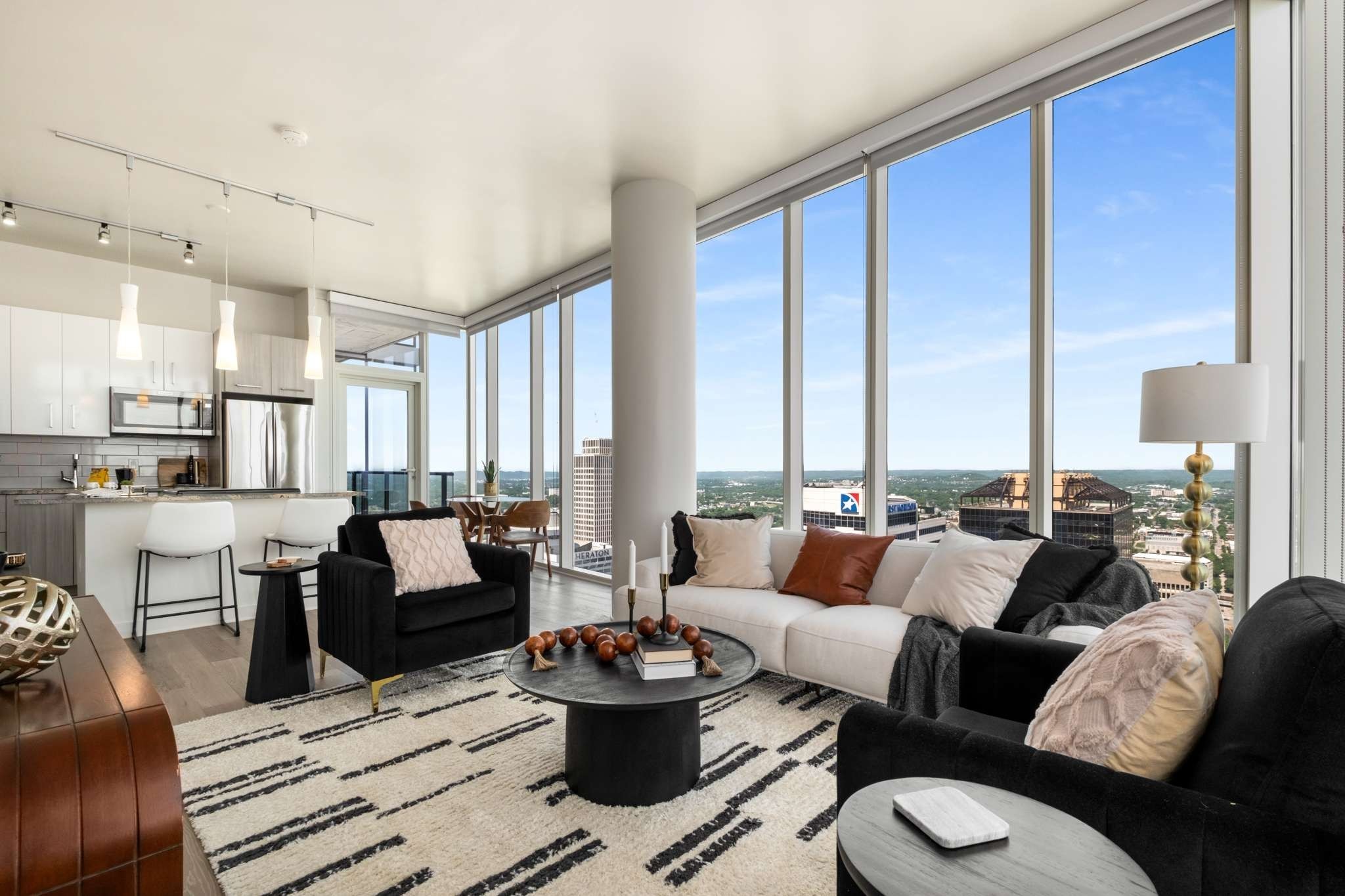 515 Church Street Unit: 3404