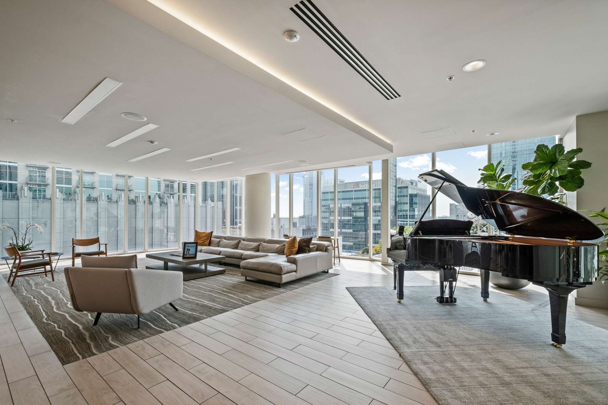 515 Church Street Unit: 3404