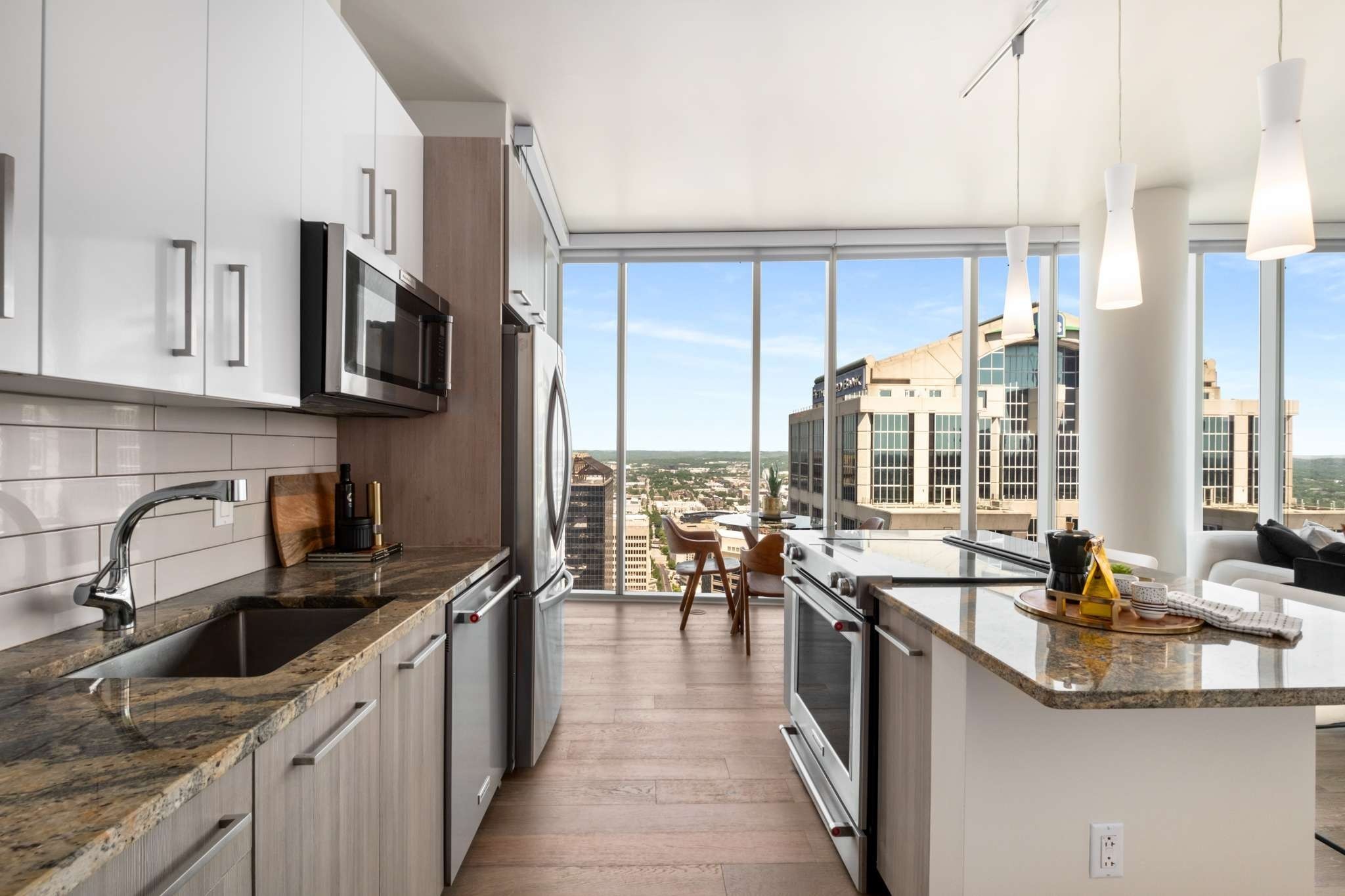 515 Church Street Unit: 3404