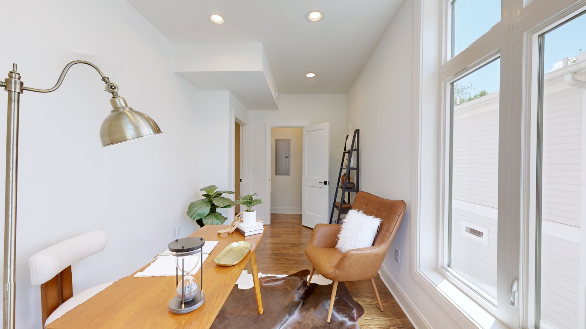 5909 Carl Place Unit: B