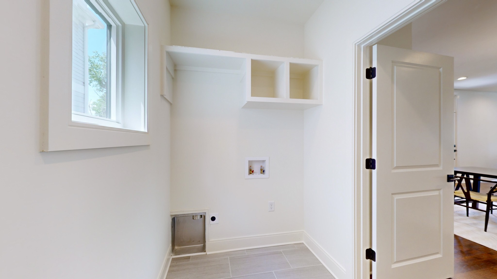 5909 Carl Place Unit: B