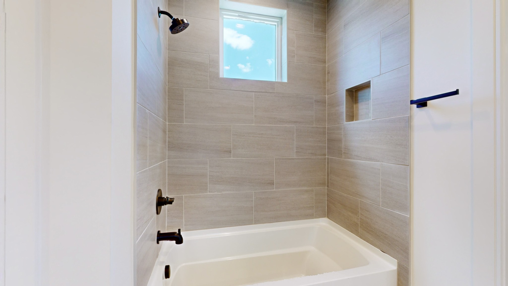 5909 Carl Place Unit: B