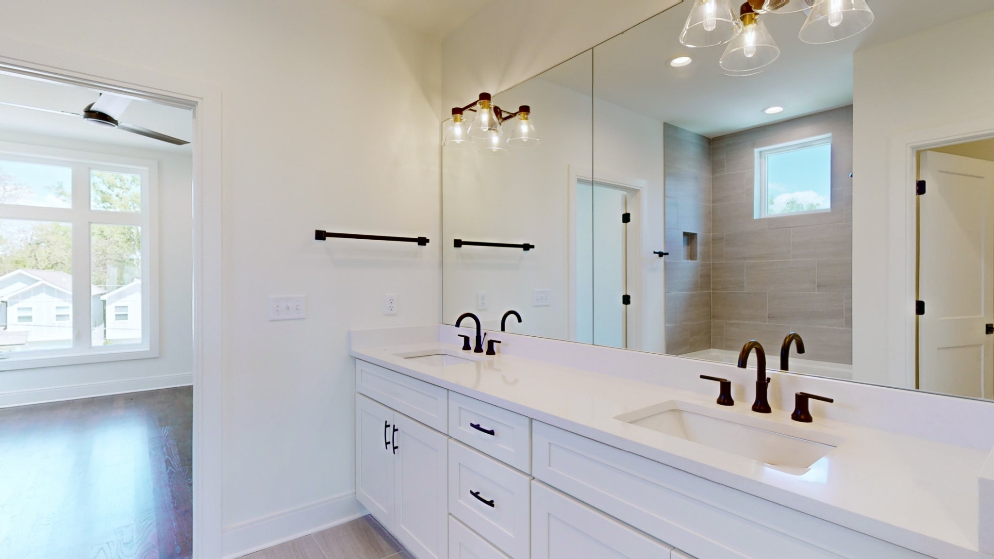 5909 Carl Place Unit: B