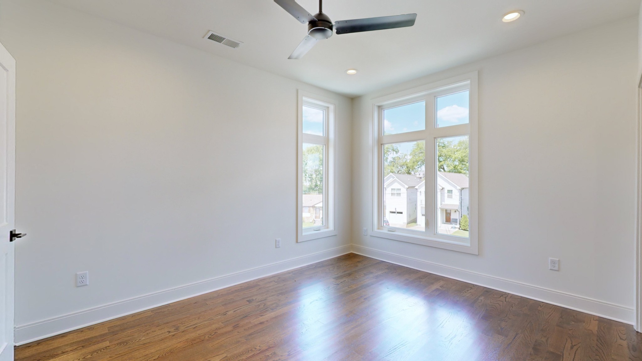 5909 Carl Place Unit: B