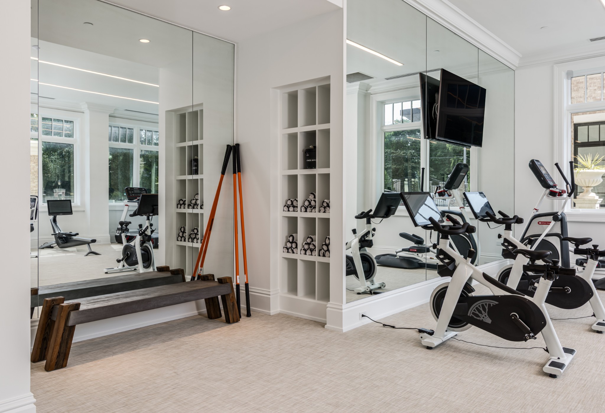 110 Woodmont Blvd Unit: N402