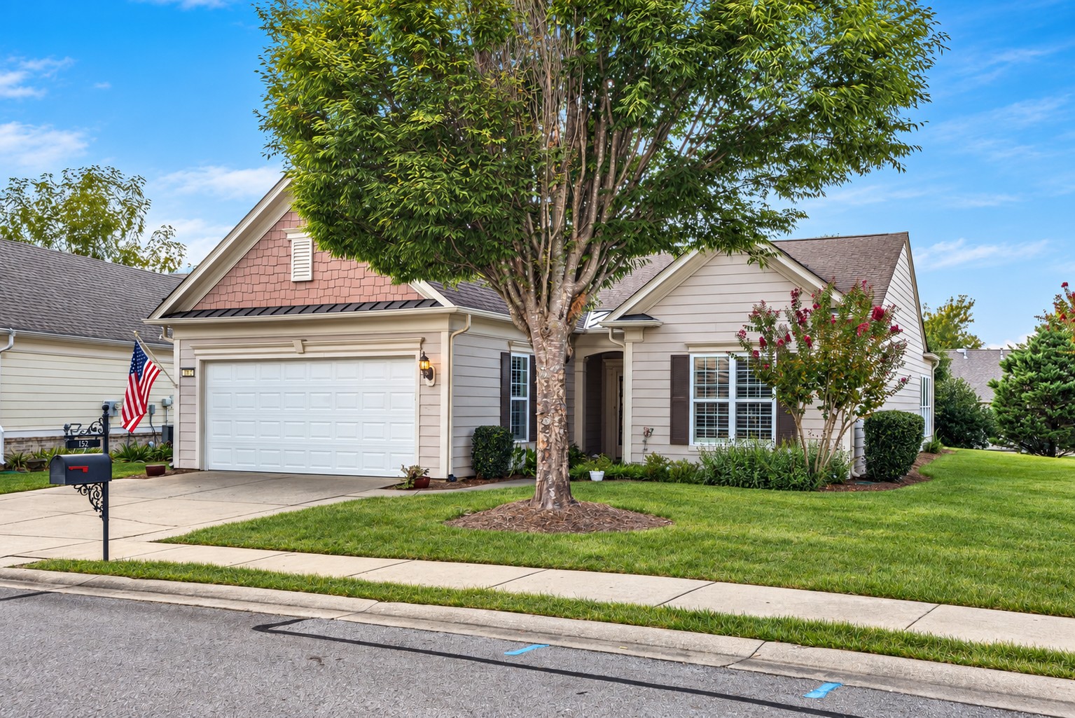 152 Navy Cir