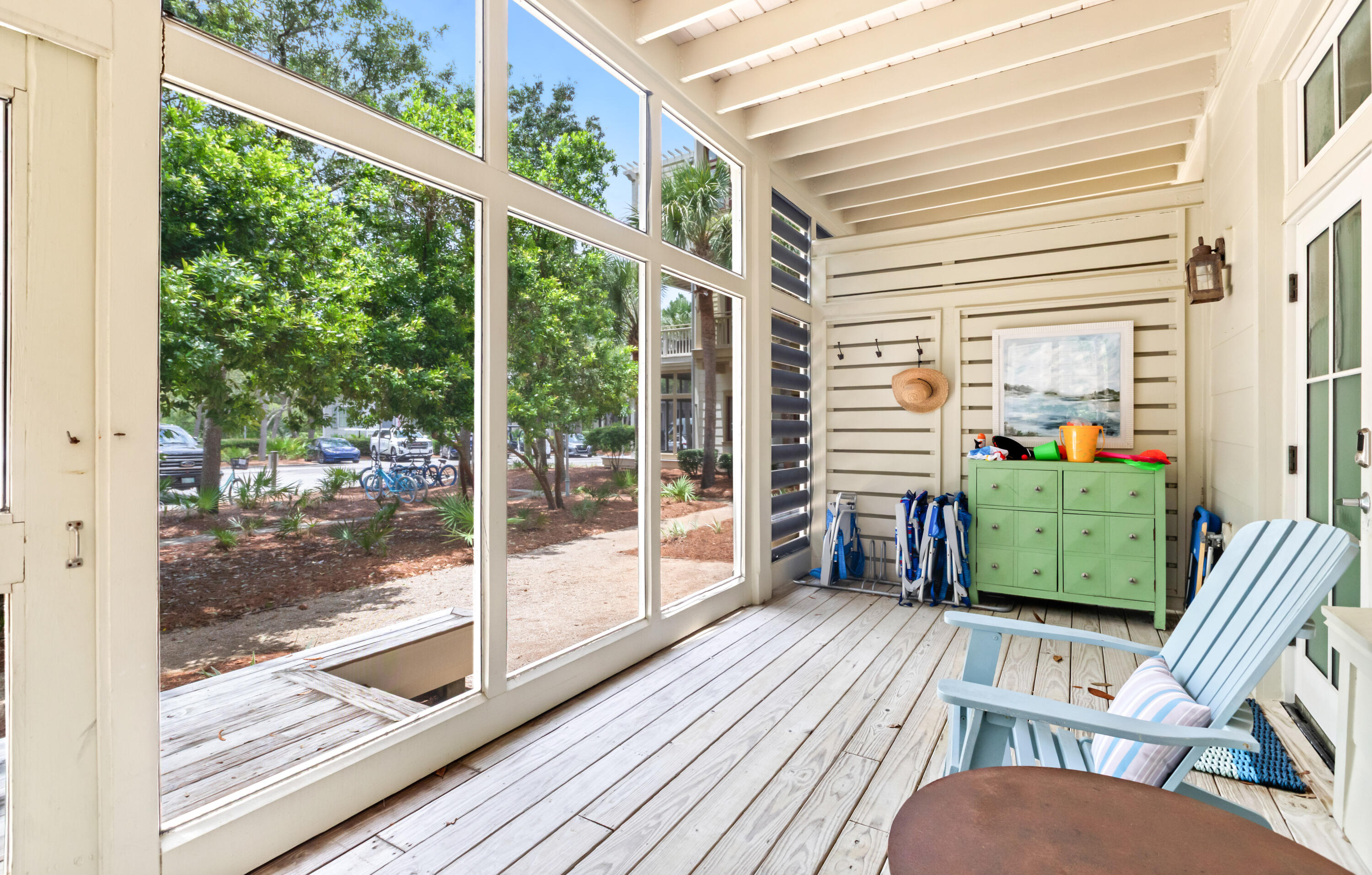 1660 E County Highway 30A UNIT 101