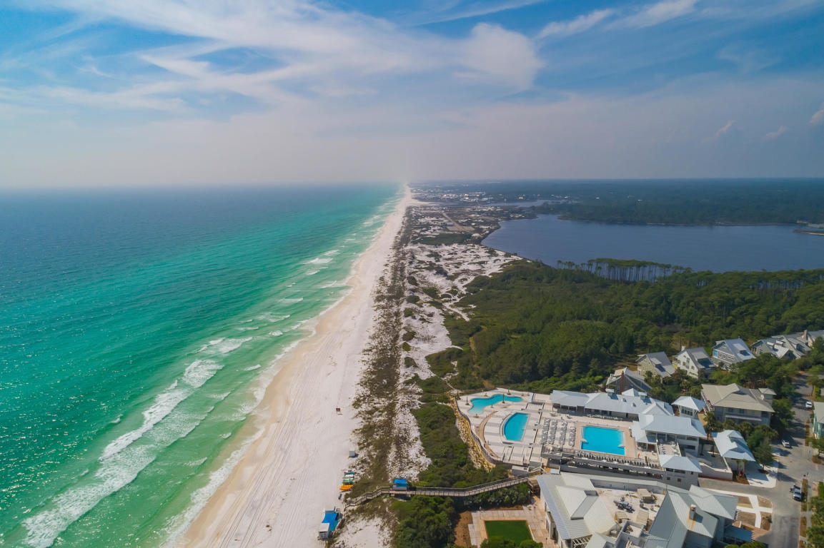 1660 E County Highway 30A UNIT 101