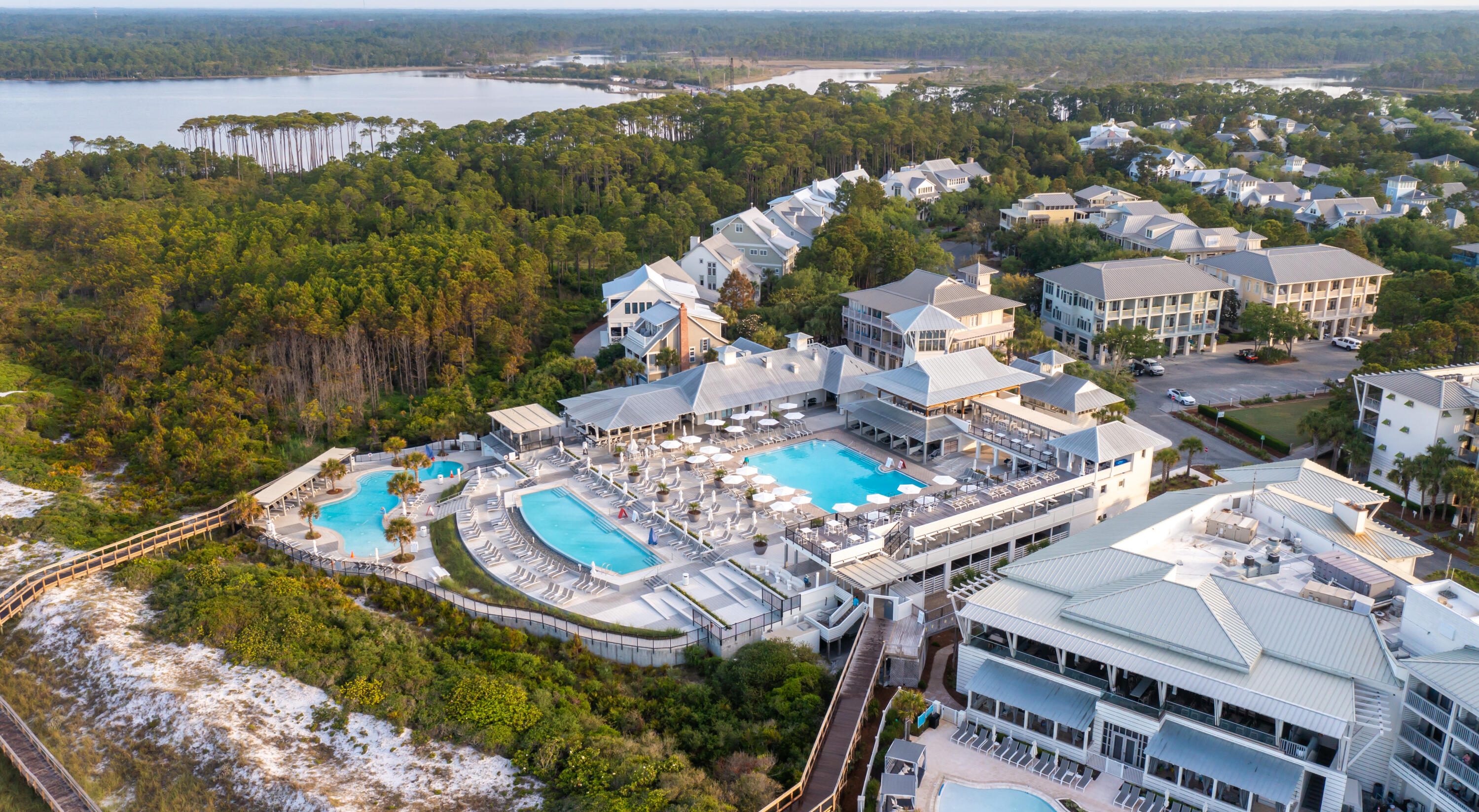 1660 E County Highway 30A UNIT 101