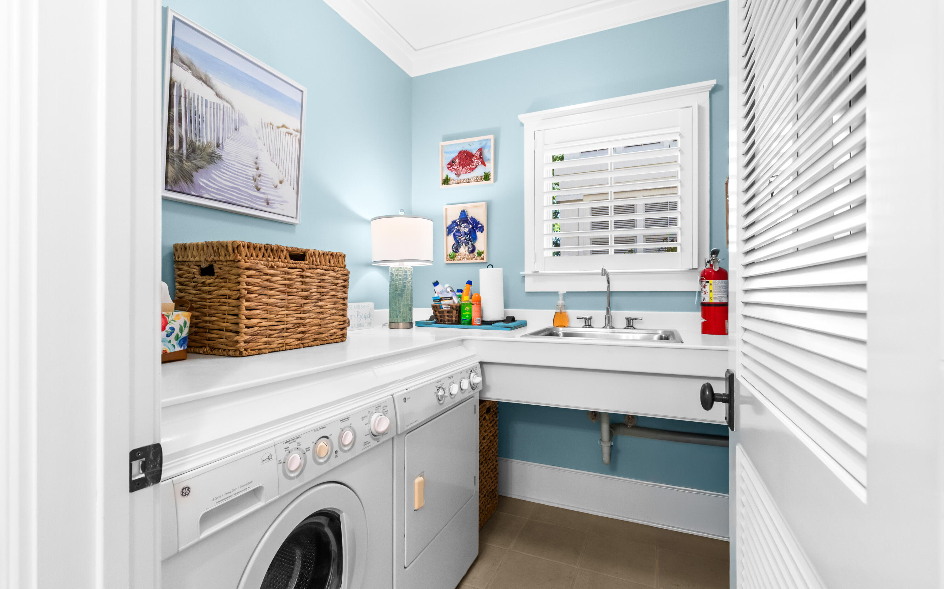 1660 E County Highway 30A UNIT 101