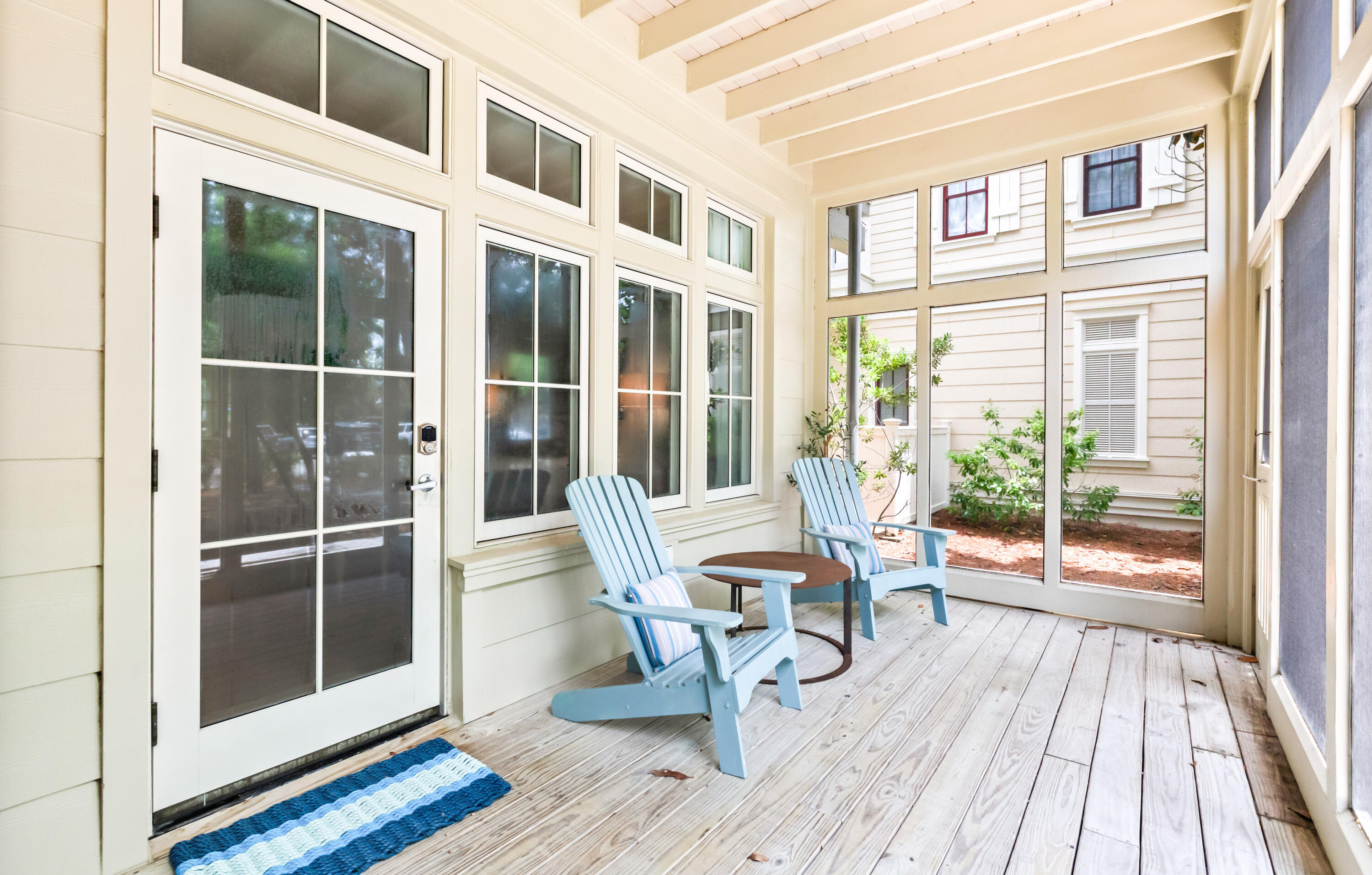 1660 E County Highway 30A UNIT 101