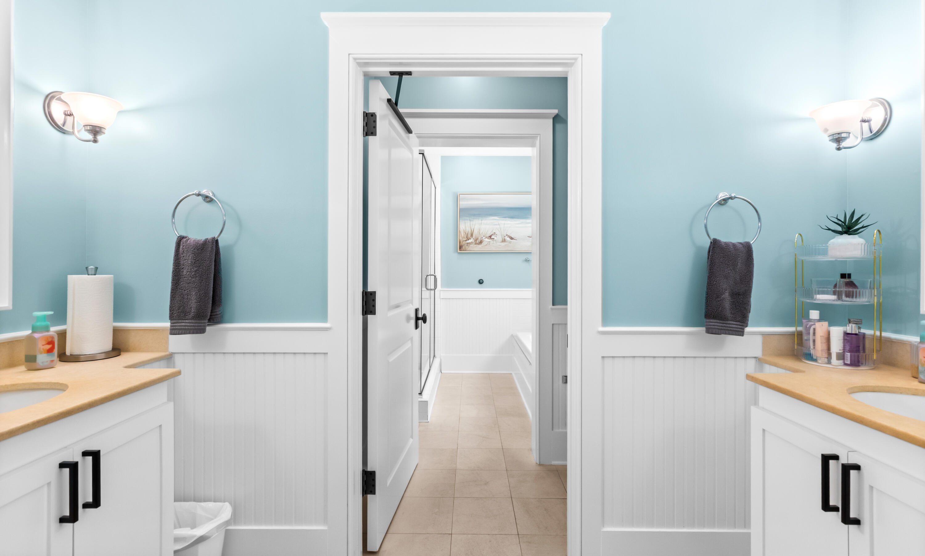 1660 E County Highway 30A UNIT 101