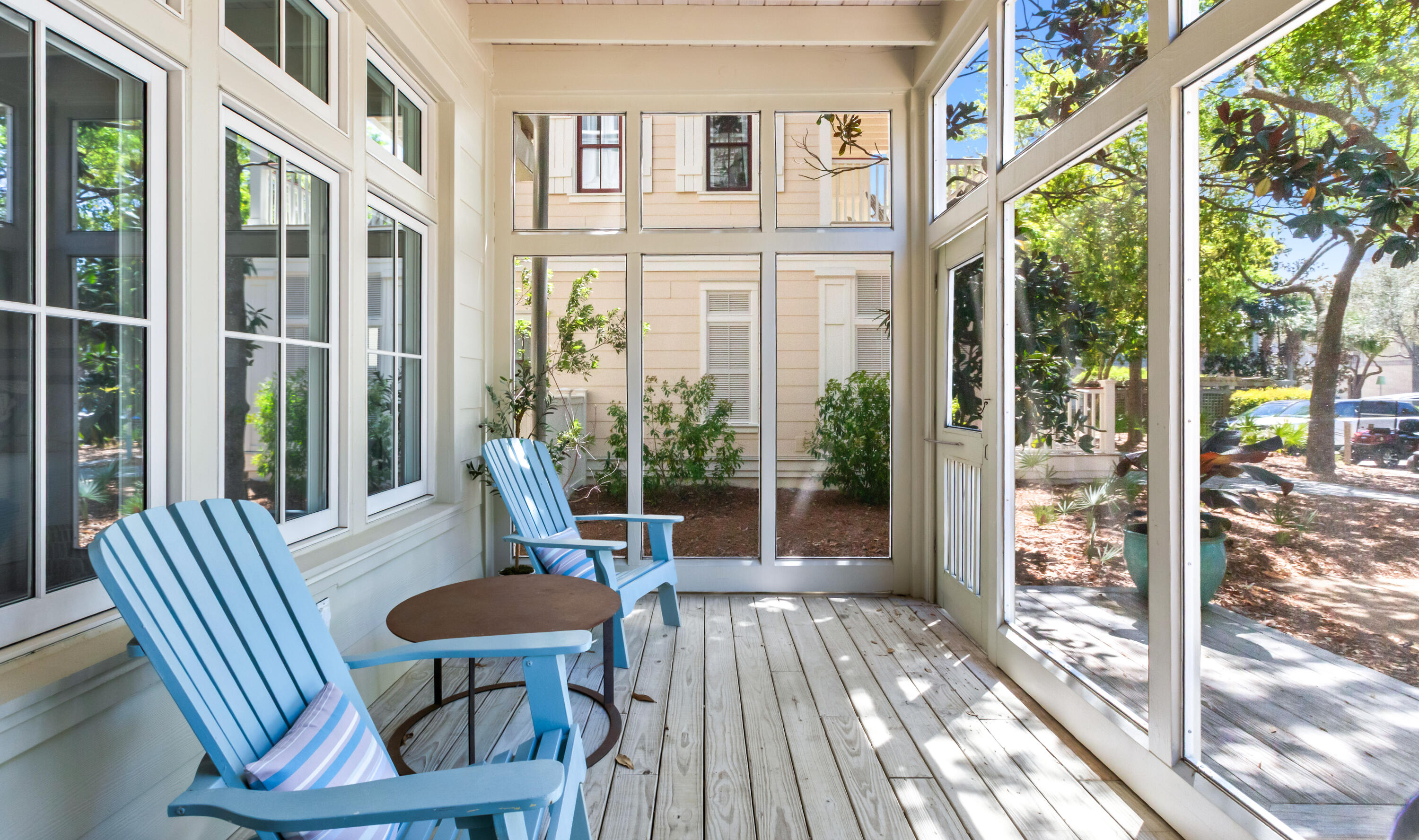 1660 E County Highway 30A UNIT 101