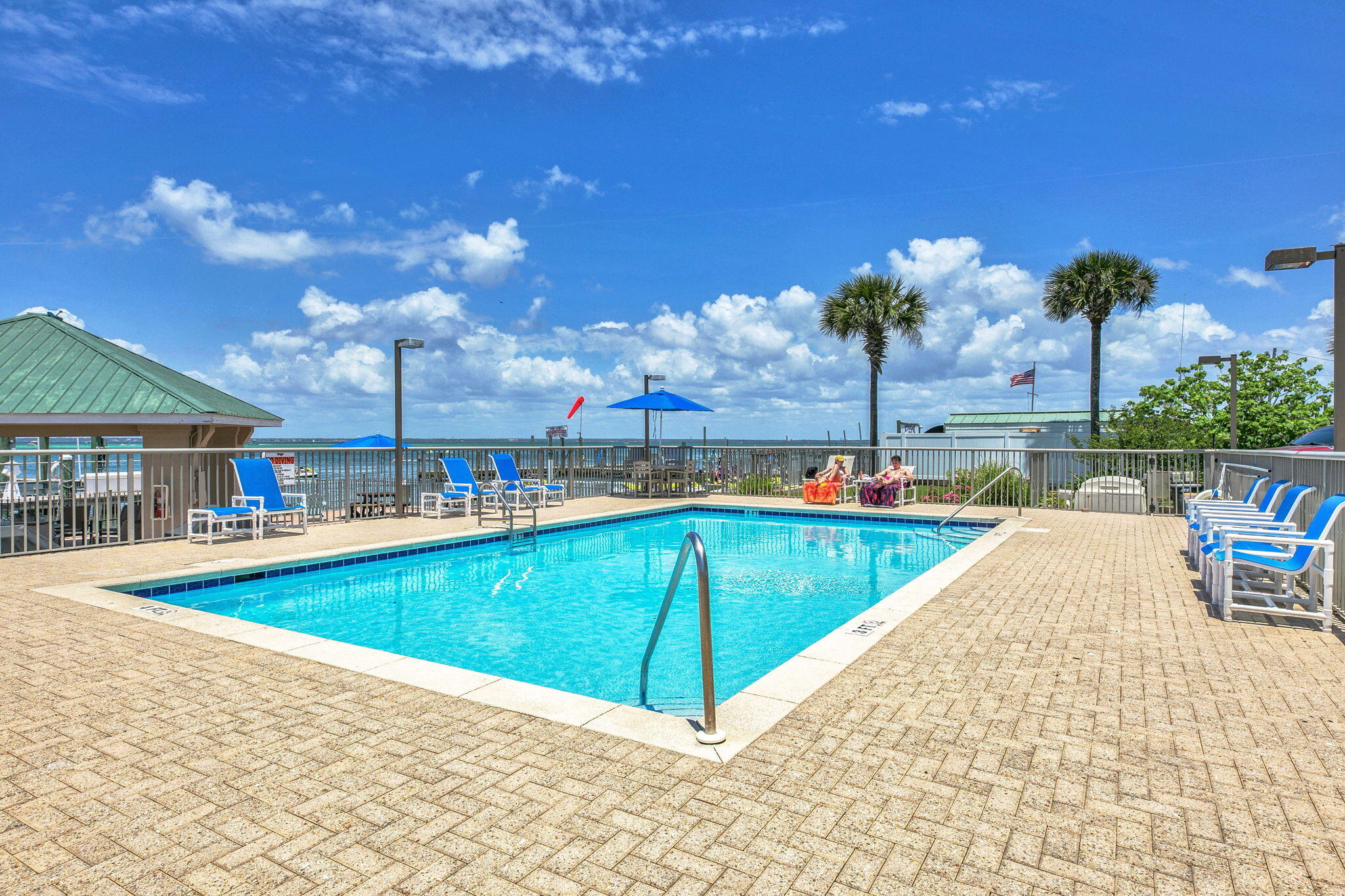 5 Calhoun Avenue 208