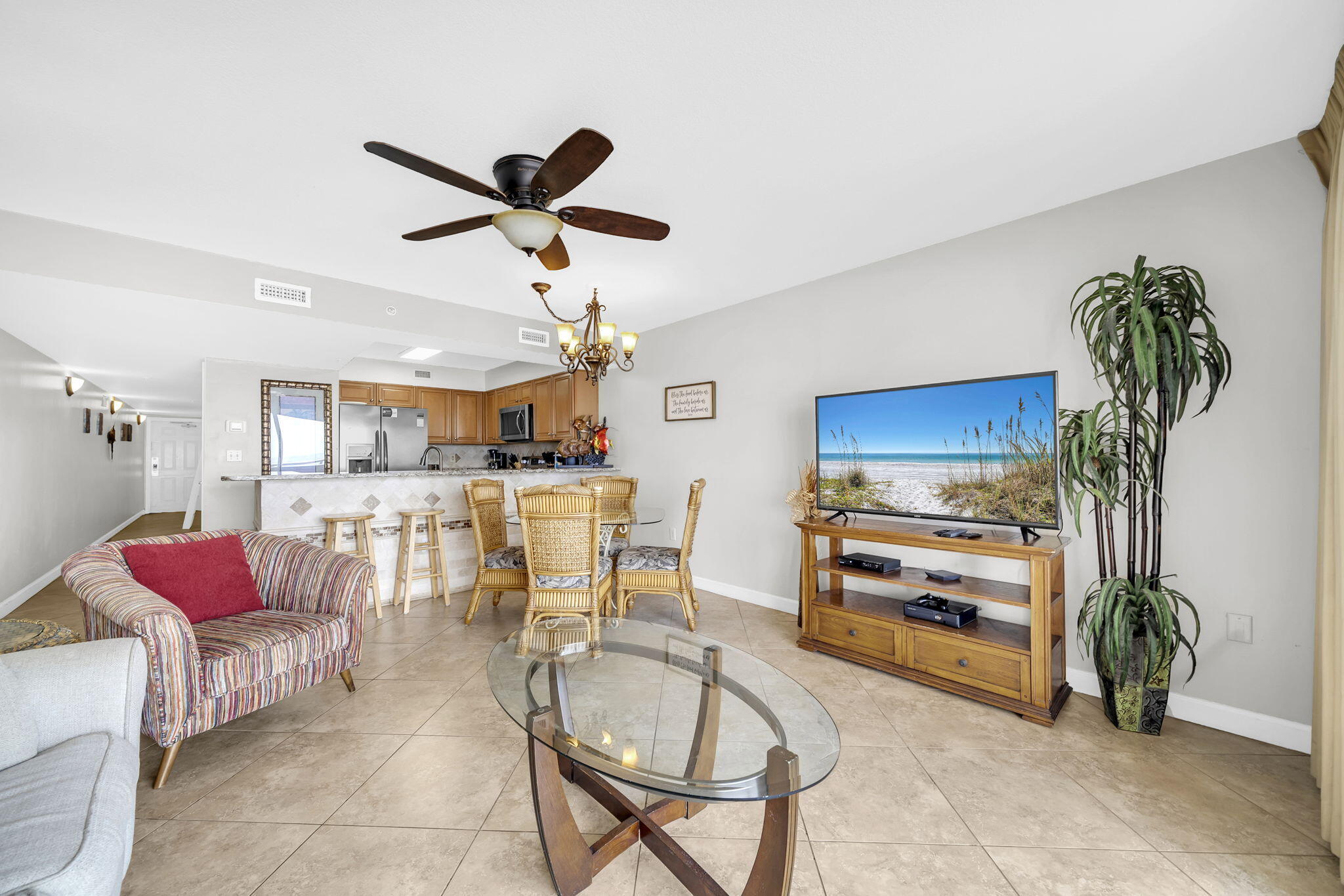 866 Santa Rosa Boulevard 302