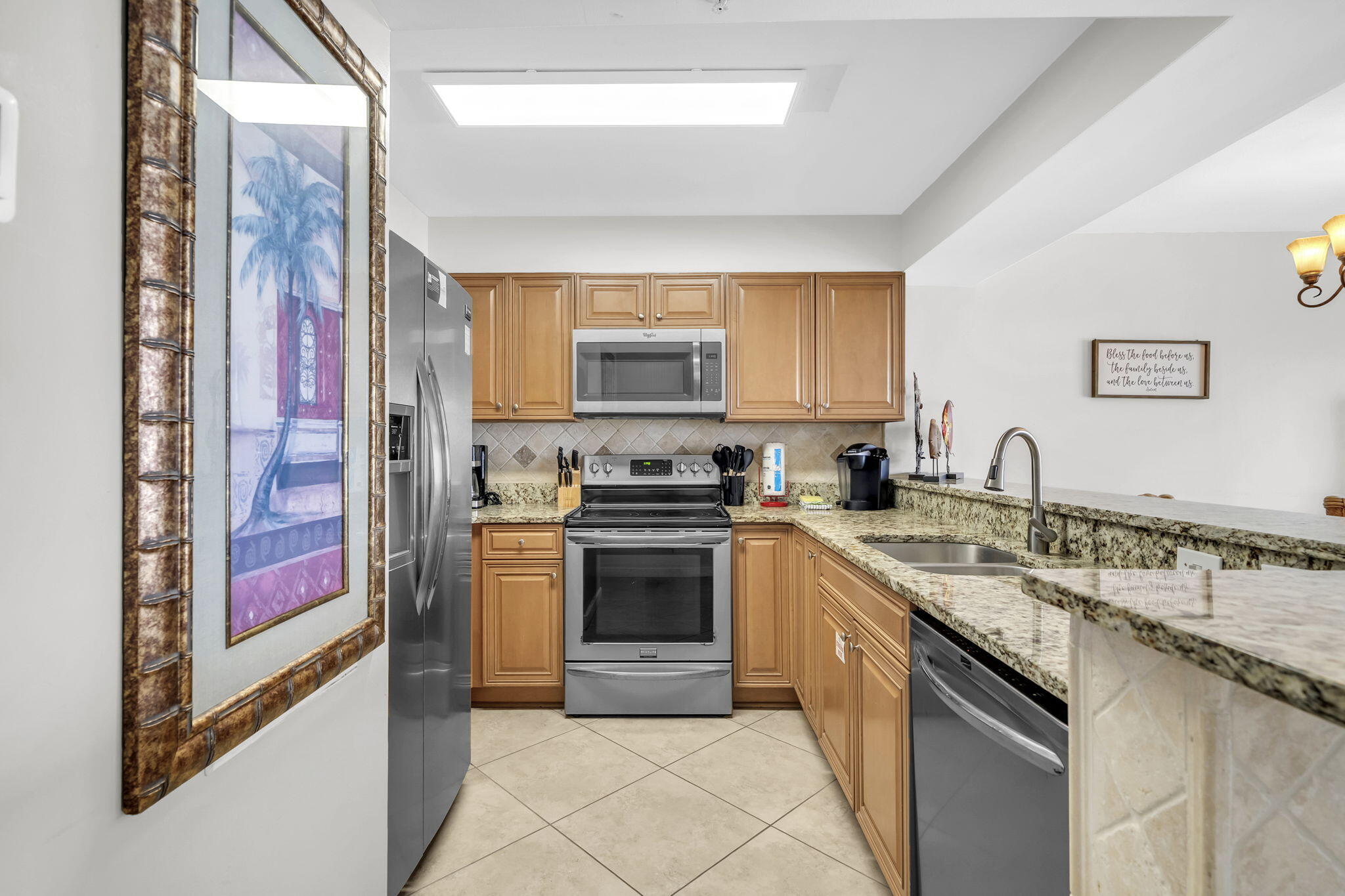 866 Santa Rosa Boulevard 302