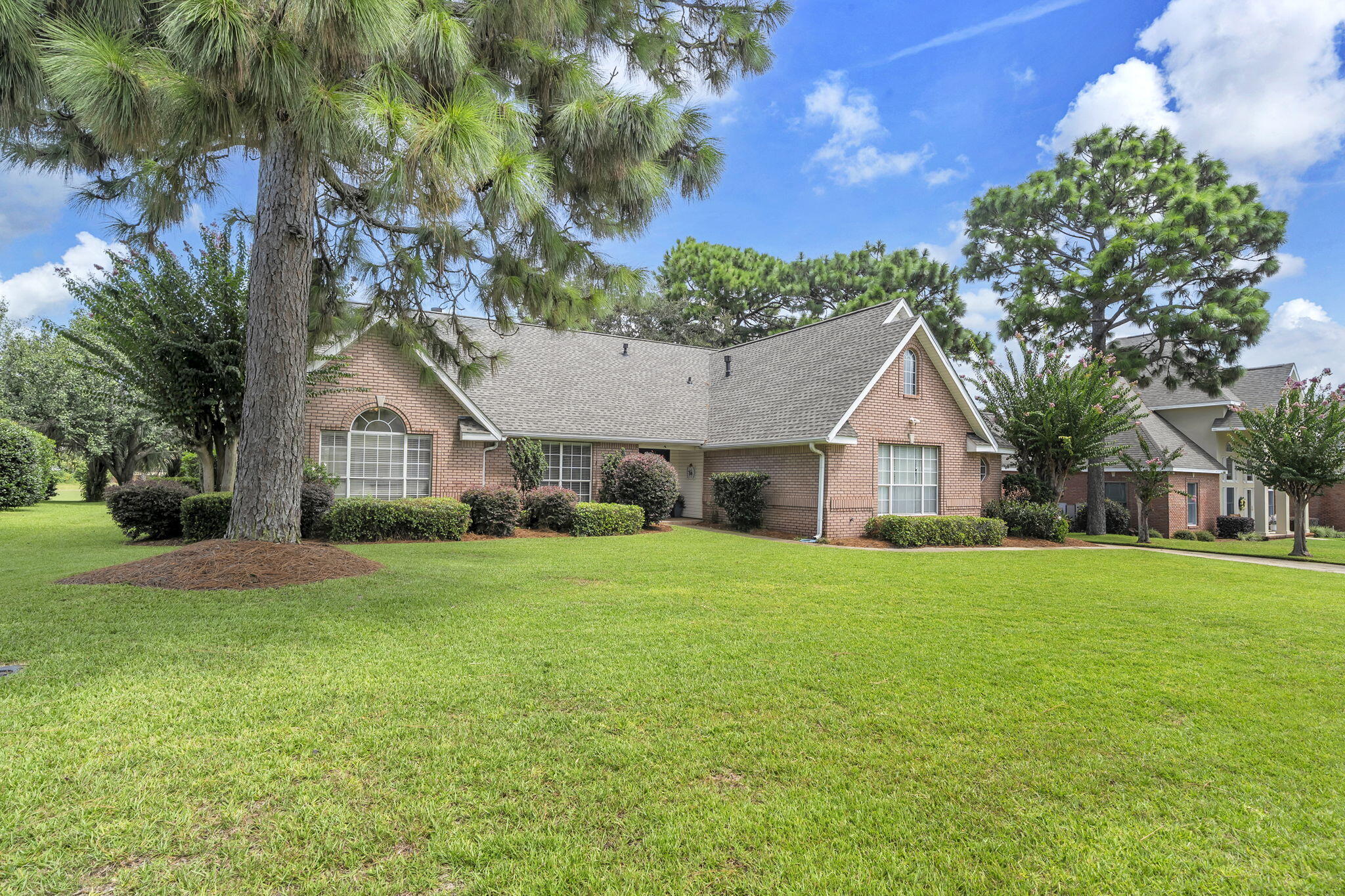 928 The Masters Boulevard