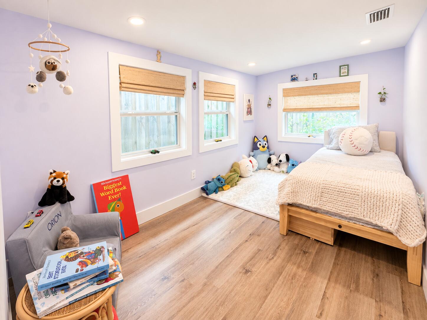 306 Malaga Place
