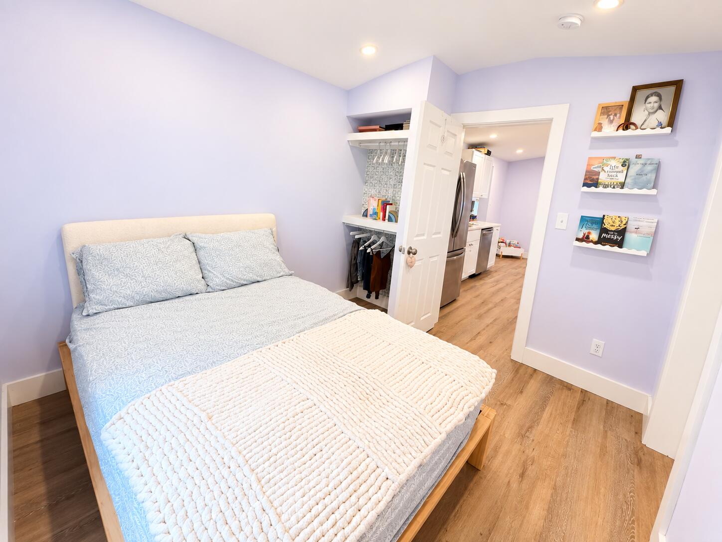 306 Malaga Place