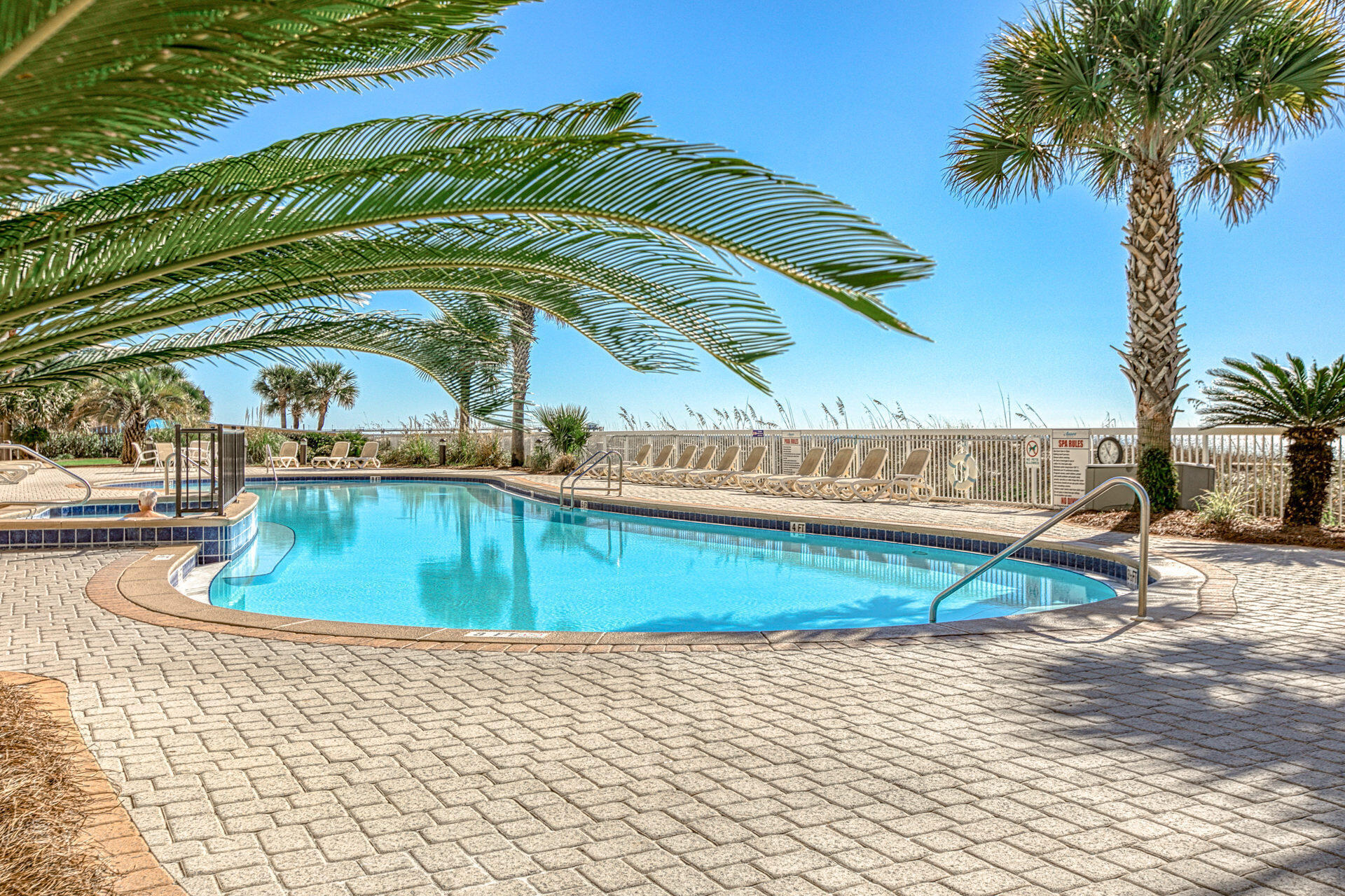 1150 Santa Rosa Boulevard, 521