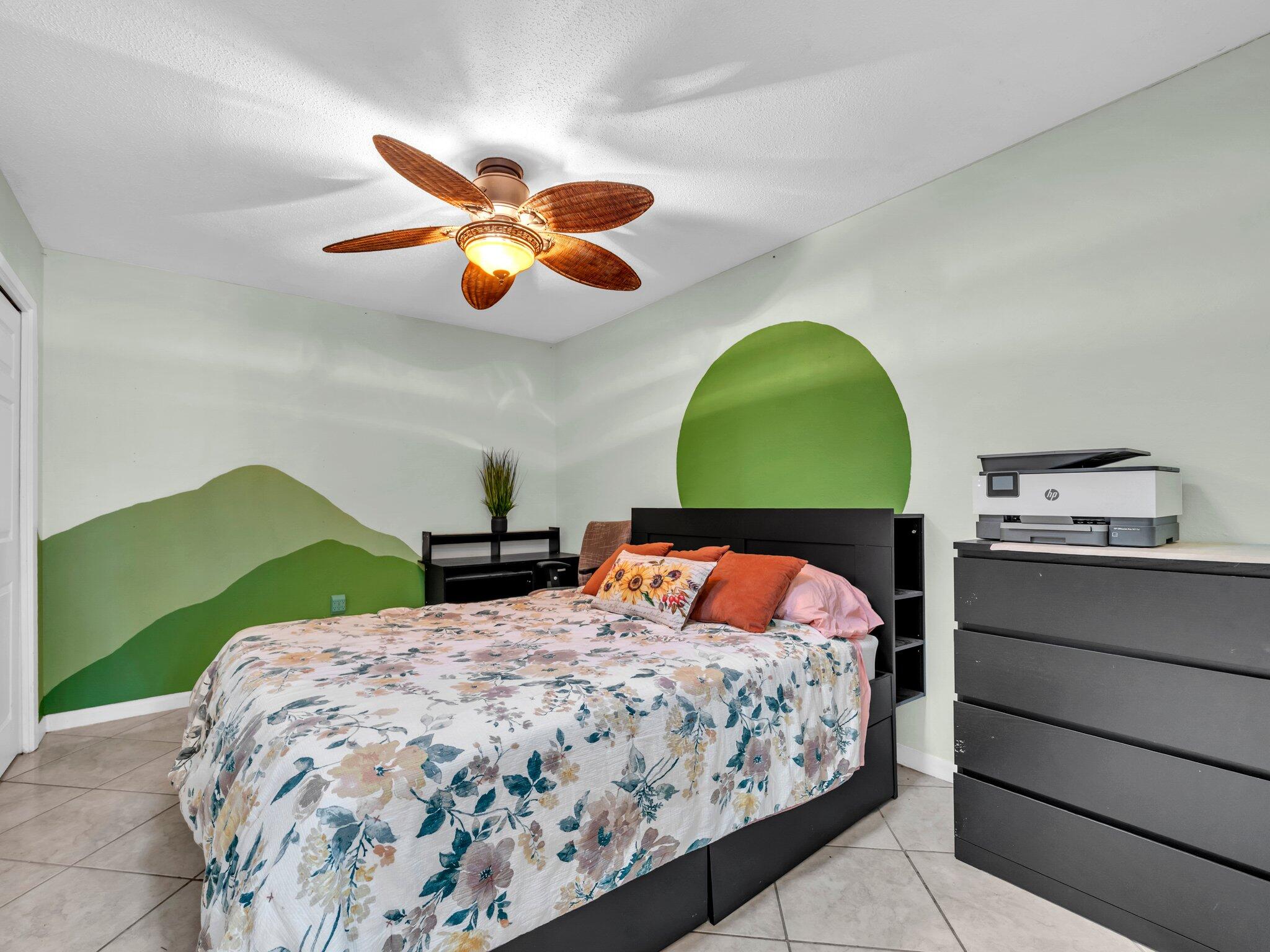 333 Jonquil Circle