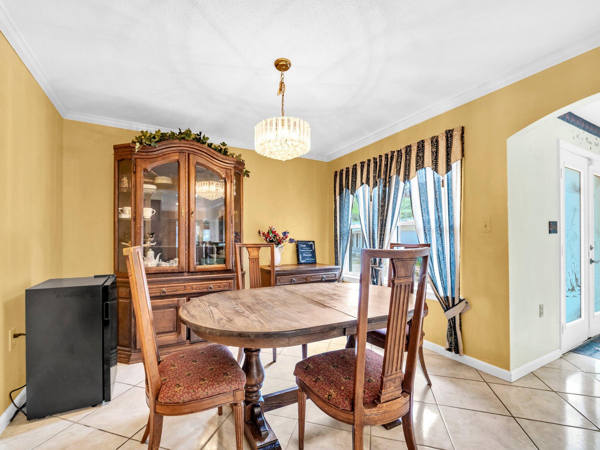 333 Jonquil Circle
