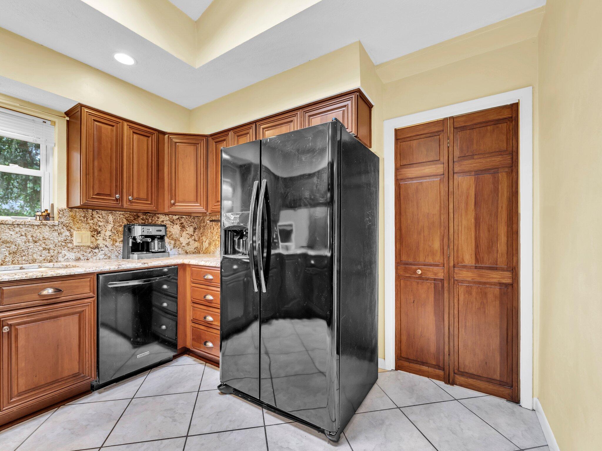 333 Jonquil Circle