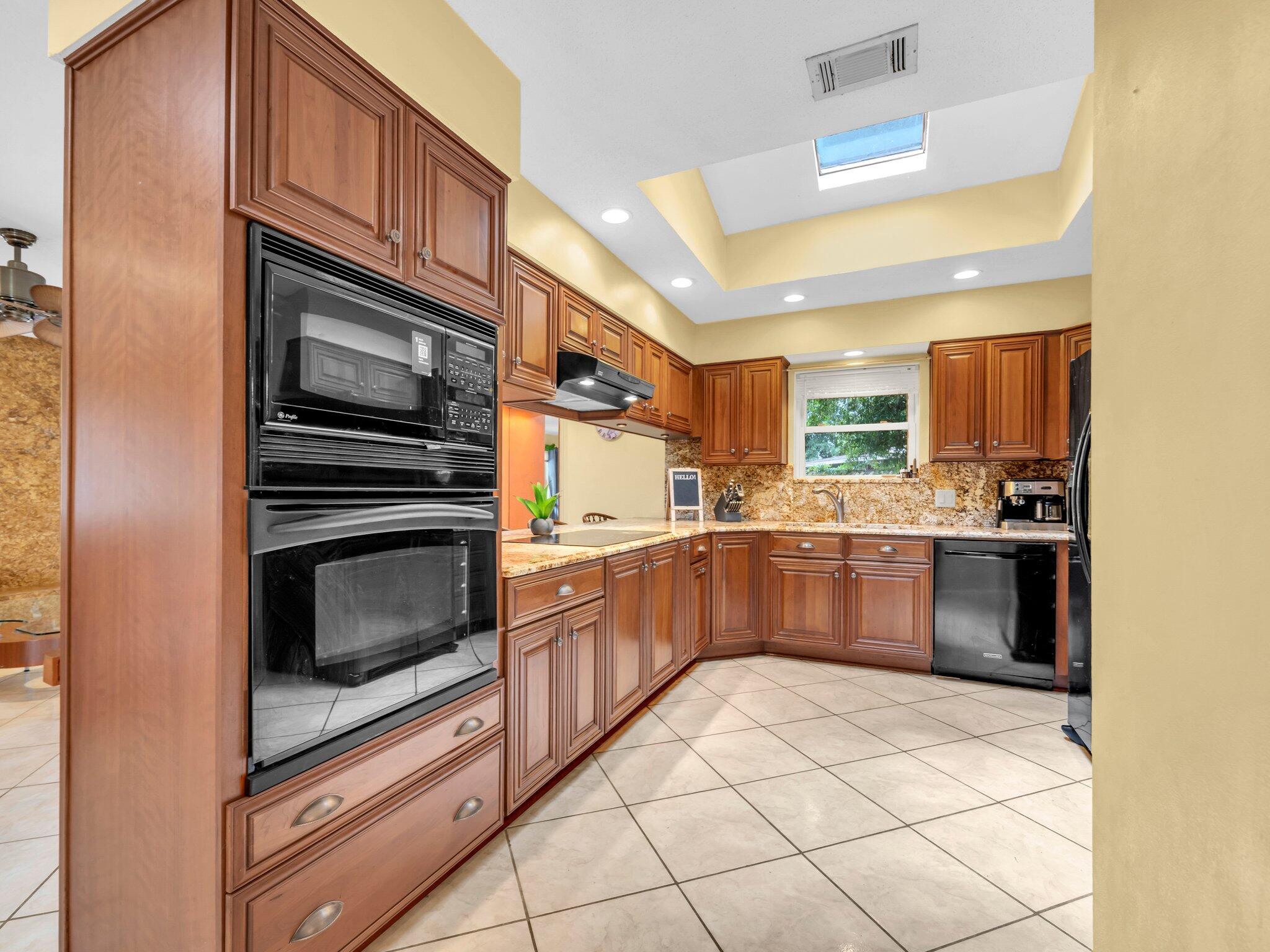 333 Jonquil Circle