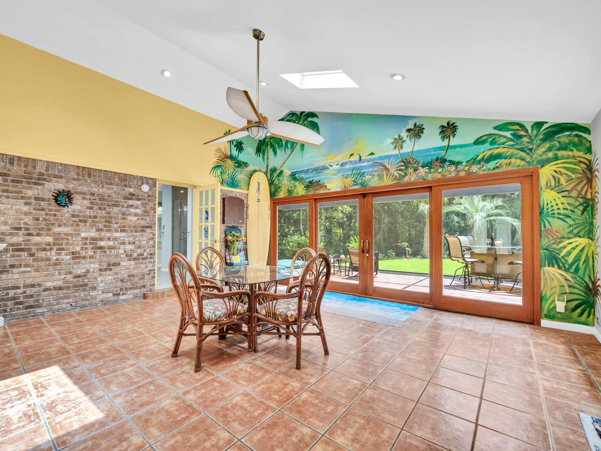 333 Jonquil Circle