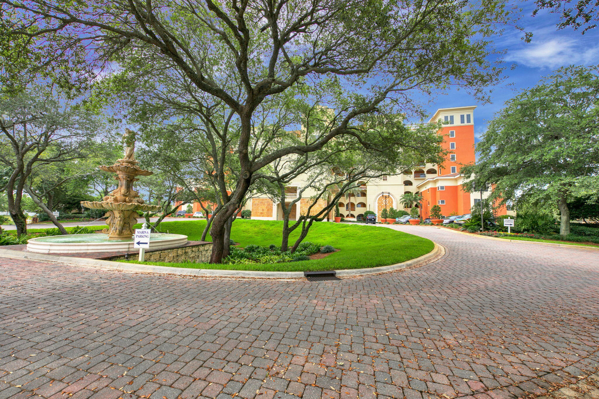 770 Harbor Boulevard, 3E
