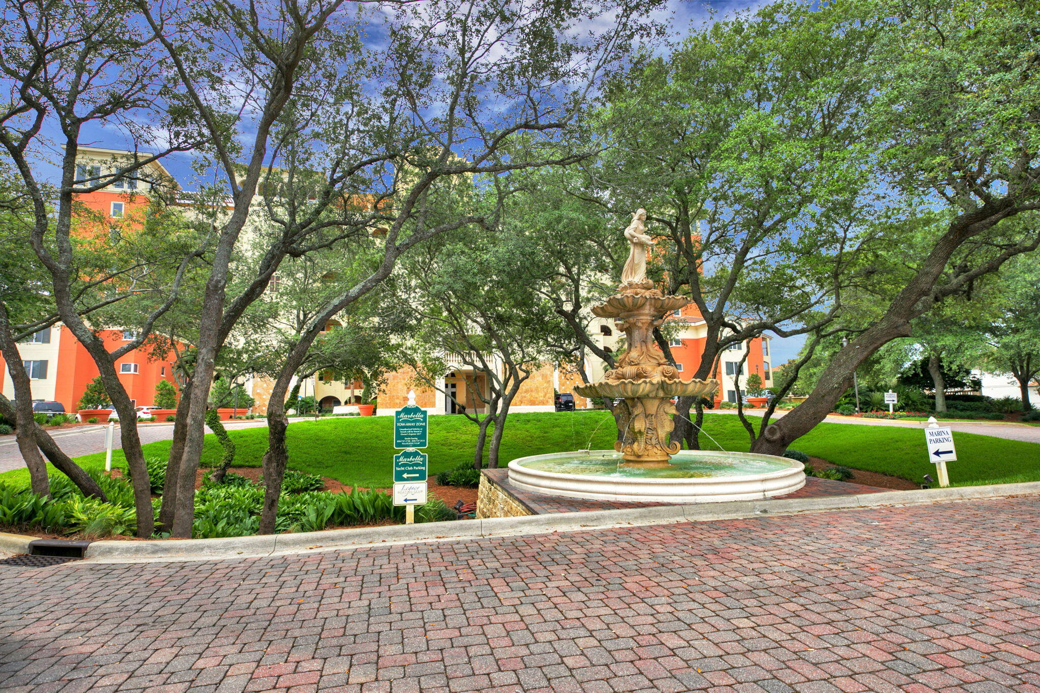 770 Harbor Boulevard, 3E