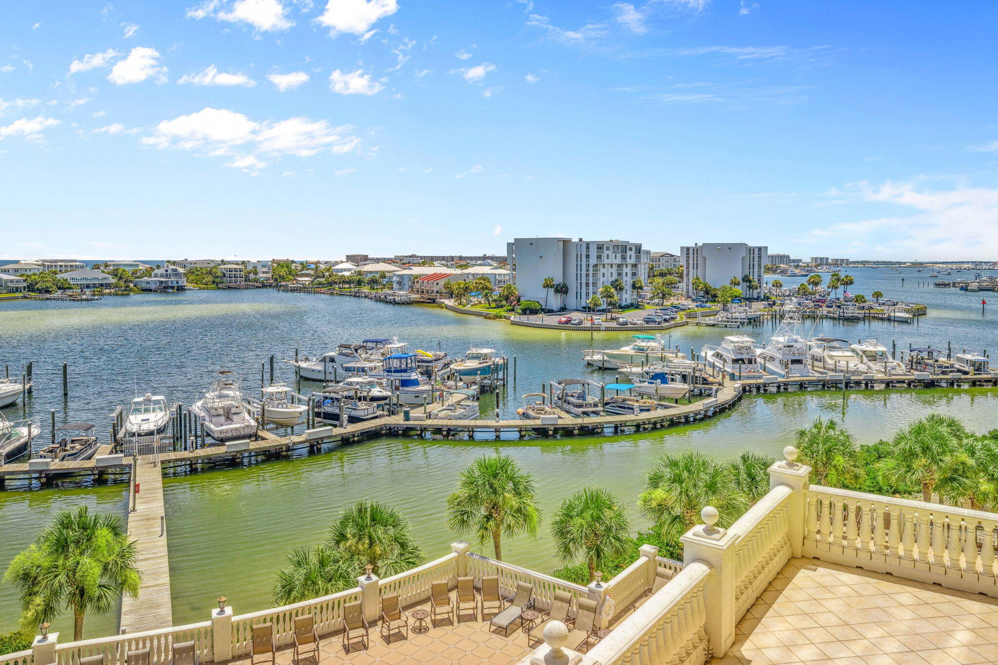 770 Harbor Boulevard, 3E
