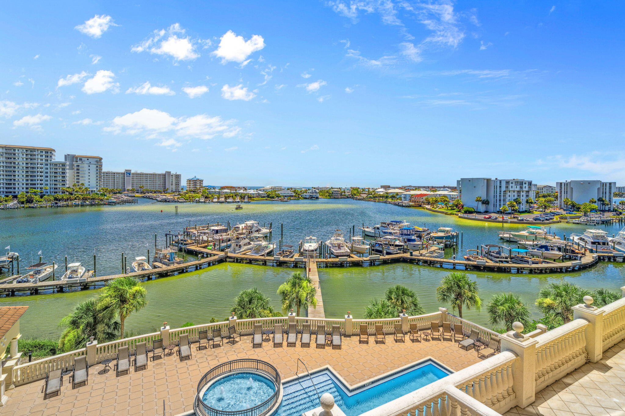 770 Harbor Boulevard, 3E