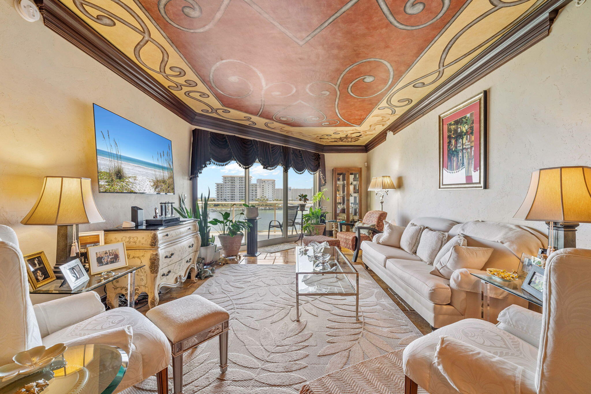 770 Harbor Boulevard, 3E