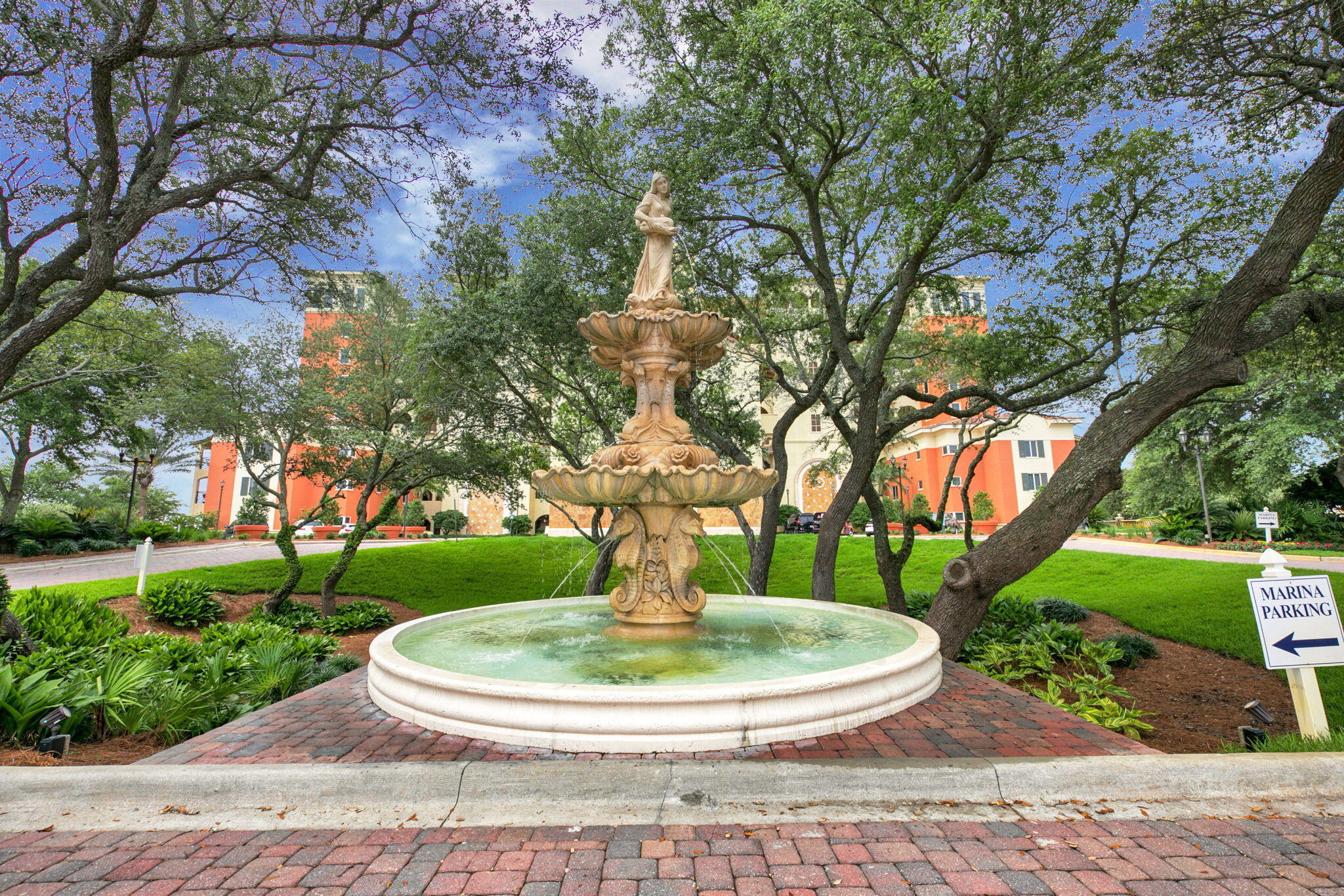 770 Harbor Boulevard, 3E