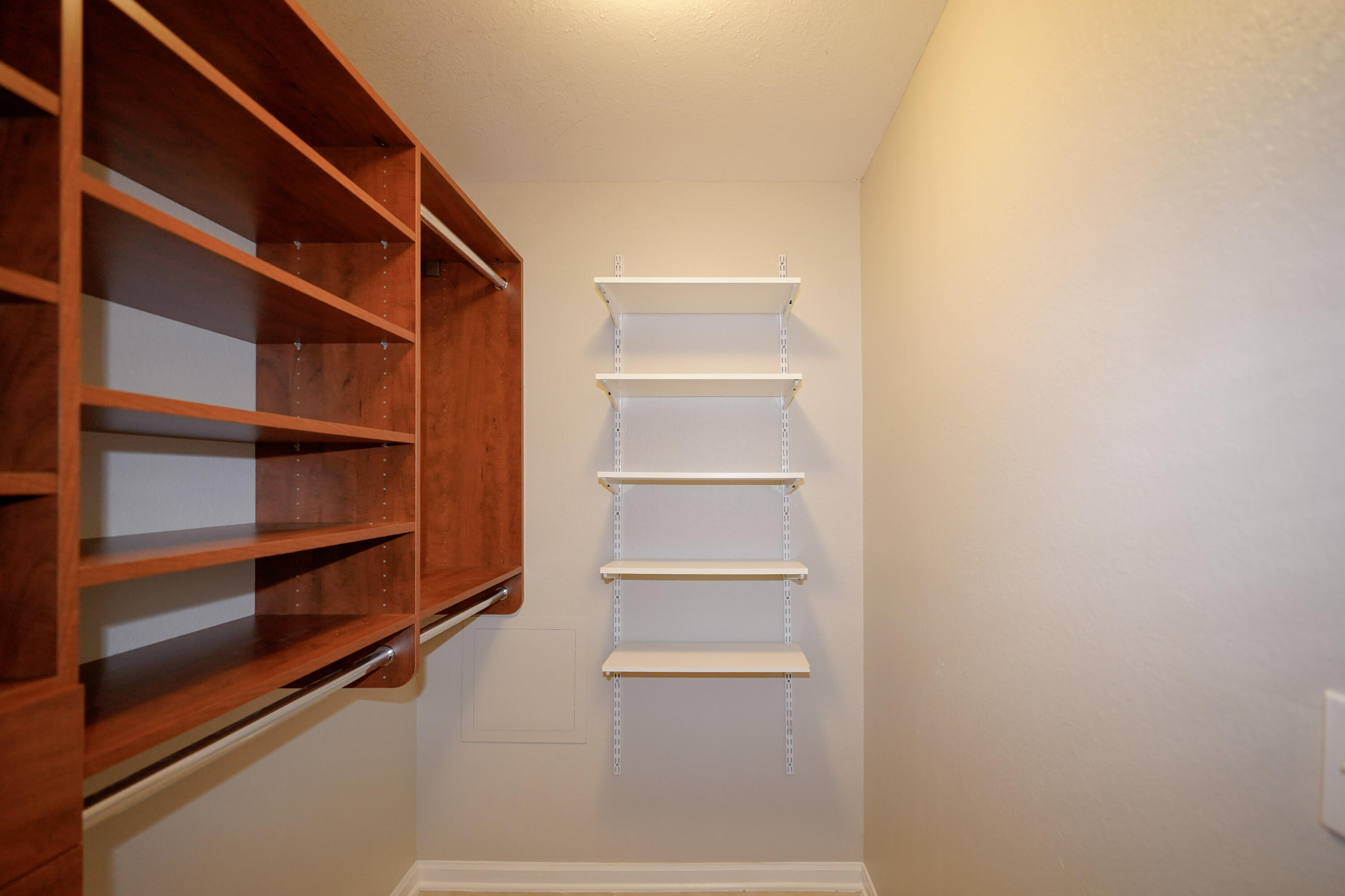 4040 Dancing Cloud Court, 325